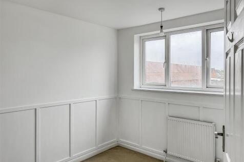 Ash Lane - 2nd Bedroom.jpg