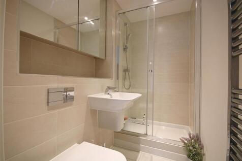 ensuite.jpg