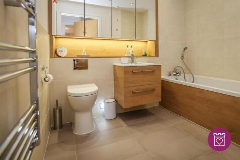 Castle View - Apartment 55 - 11.jpg
