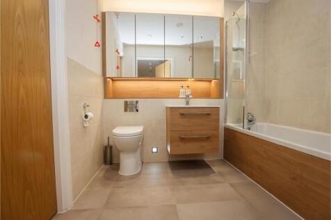 Castle View - Apartment 44 - 11.jpg