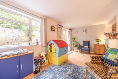 RHW57 (16 of 21).jpg