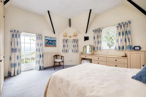 Principal bedroom