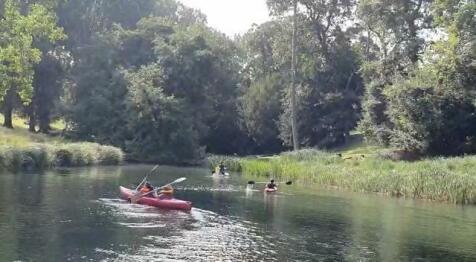 canoe 3.jpg
