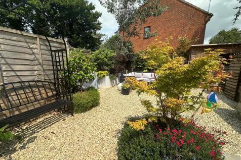 Garden 2.jpg