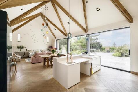 TayburyHouse_Q50-22.jpg