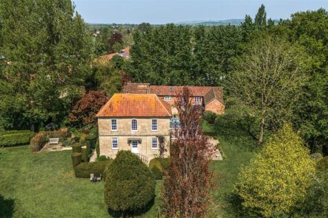 front elevation Mansion Farm House.jpg