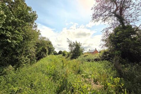 Land at Poulshot - Paddock 2.jpg