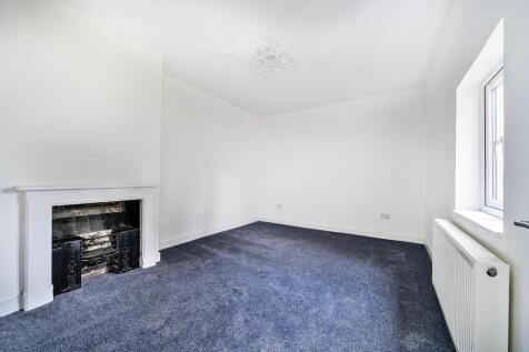 Bedroom 2.jpg