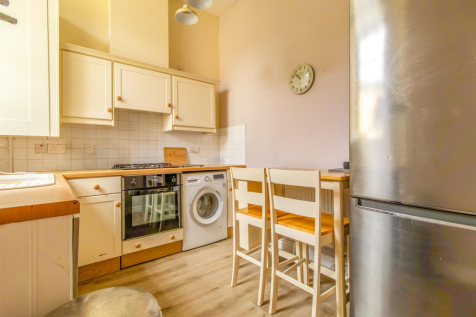 Kitchen2.png