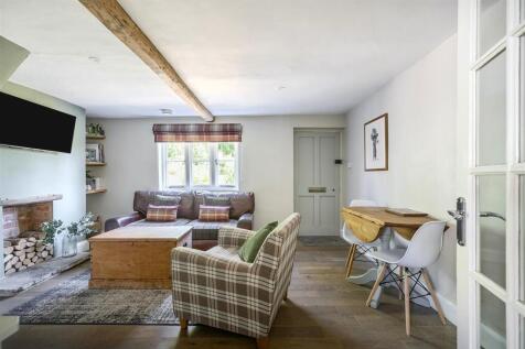 sitting room.jpg