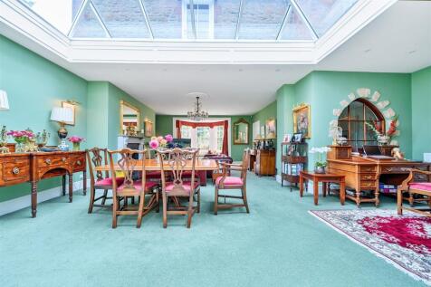 dining area.jpg
