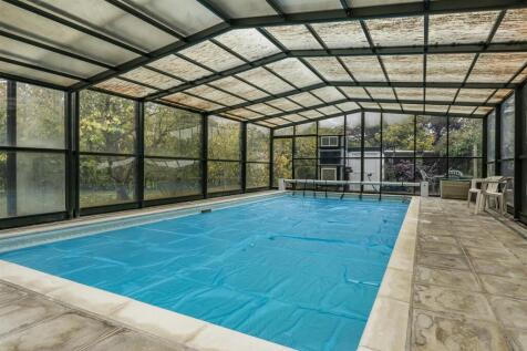 swimming pool 1.jpg