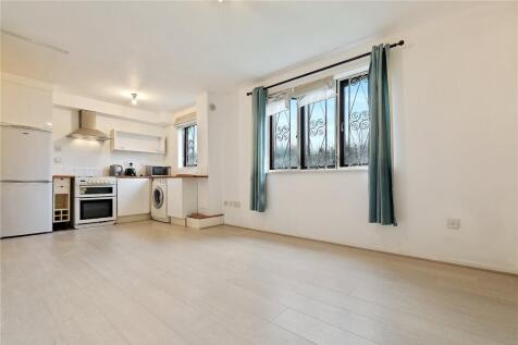 Living Area/Kitchen