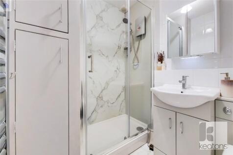 Shower-Room