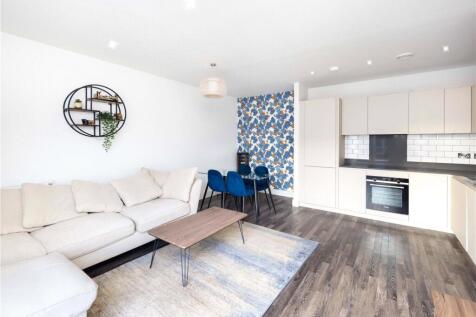 Reception/Kitchen