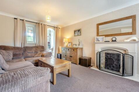 8595923-interior16.jpg