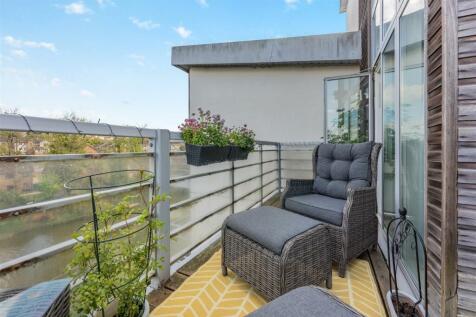 8592886-exterior05.jpg
