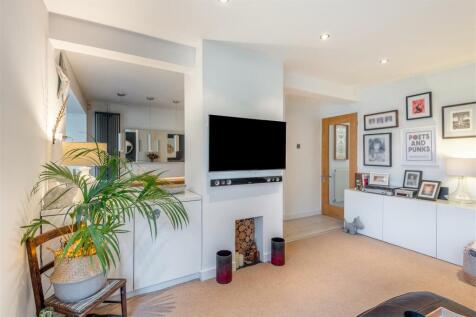 8631340-interior32.jpg