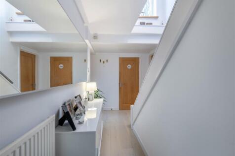 8631340-interior05.jpg