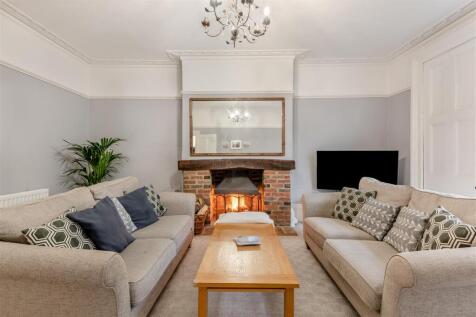 8630394-interior24.jpg