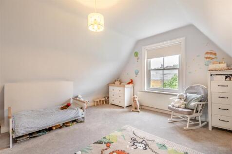 8630394-interior15.jpg