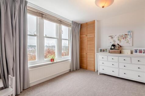 8630394-interior11.jpg