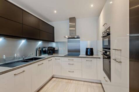8638284-interior10-800.jpg