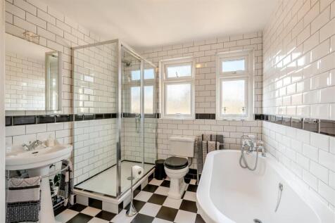 8641217-interior01.jpg