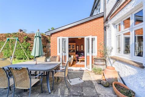 8641217-exterior01.jpg