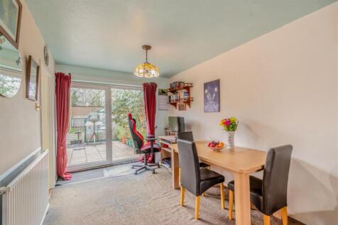 8640559-interior16.jpg