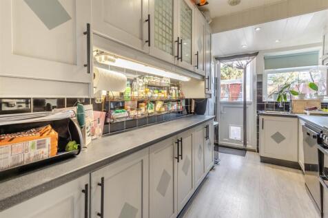 8642052-interior02.jpg