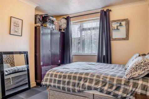 8642052-interior11.jpg