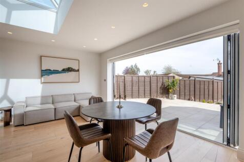 8645053-interior07.jpg