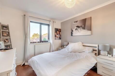 8527408-interior16.jpg