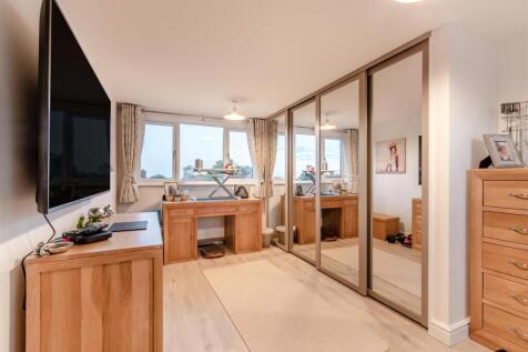 8527408-interior25.jpg