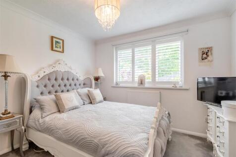 8646799-interior14.jpg