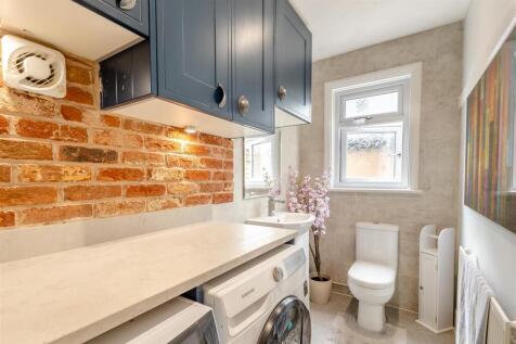 8649737-interior11.jpg