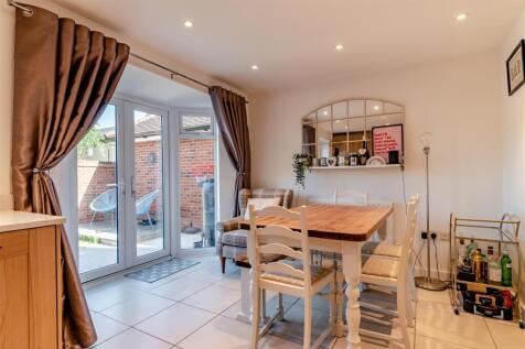 8649044-interior07.jpg