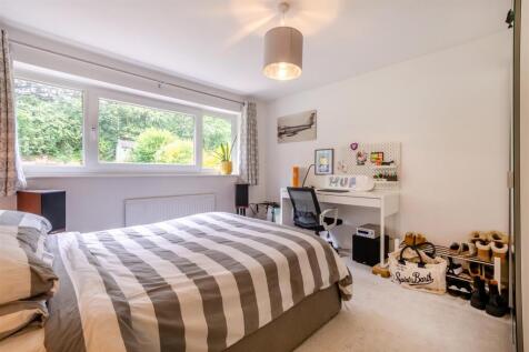 8651011-interior25.jpg
