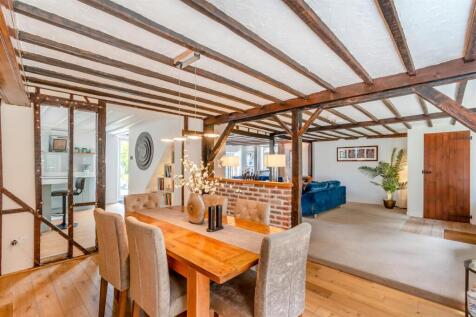 8653506-interior17.jpg