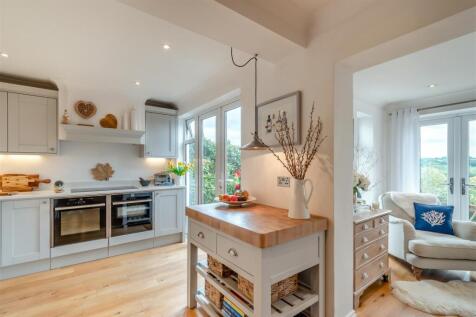 8653942-interior06.jpg