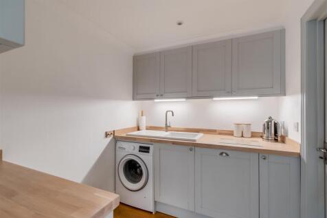 8653942-interior12.jpg