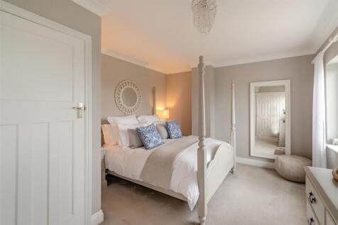8653942-interior22.jpg