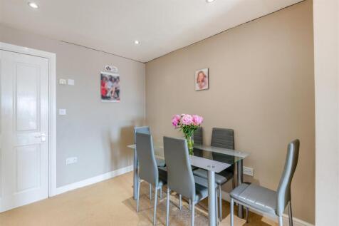 8655029-interior15.jpg