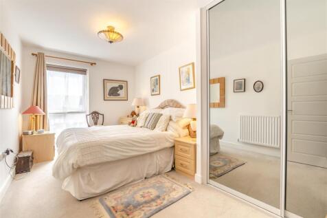 8655492-interior01.jpg