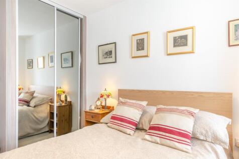 8655492-interior04.jpg