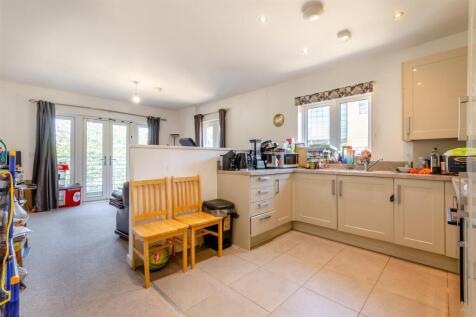 8654691-interior08.jpg