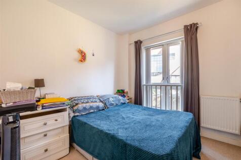 8654691-interior03.jpg
