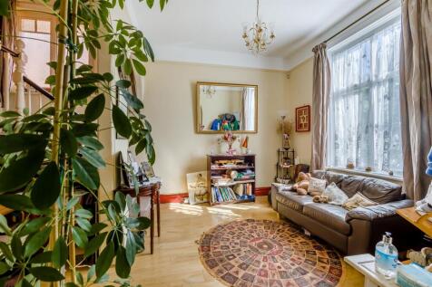 8654290-interior01.jpg
