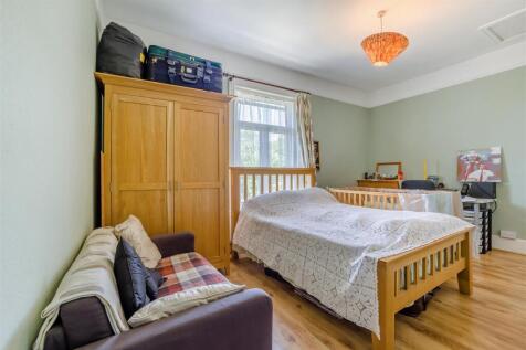 8654290-interior28.jpg